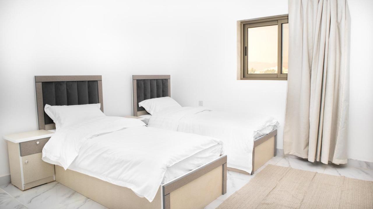 Comfortable & Big Family Apartments 10Mins Drive To Al-Masjid -Nabawi - Nozol Noor 2 Medina Eksteriør bilde