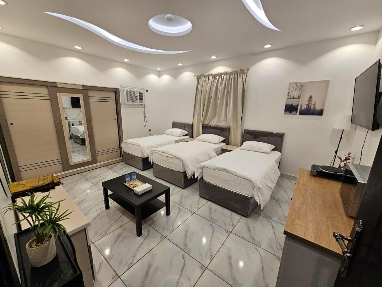 Comfortable & Big Family Apartments 10Mins Drive To Al-Masjid -Nabawi - Nozol Noor 2 Medina Eksteriør bilde
