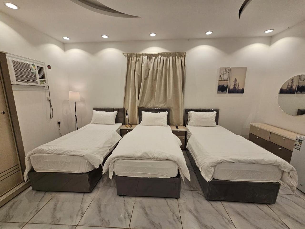 Comfortable & Big Family Apartments 10Mins Drive To Al-Masjid -Nabawi - Nozol Noor 2 Medina Eksteriør bilde